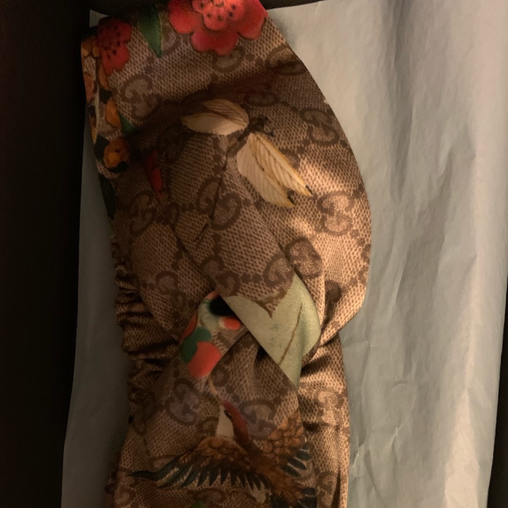 Gucci headband